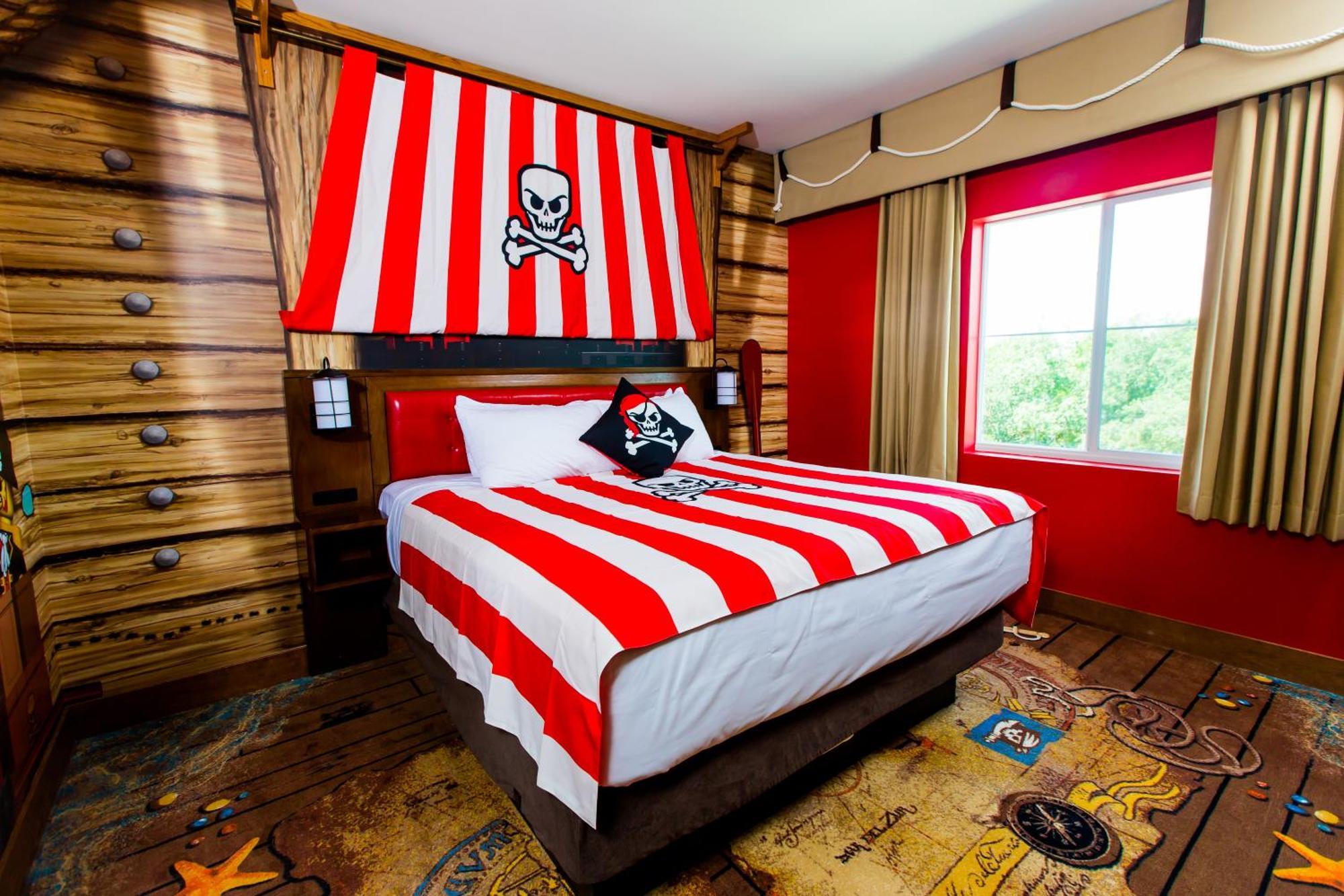 Quarto Família - Tema Pirata - Hotel LEGOLAND®